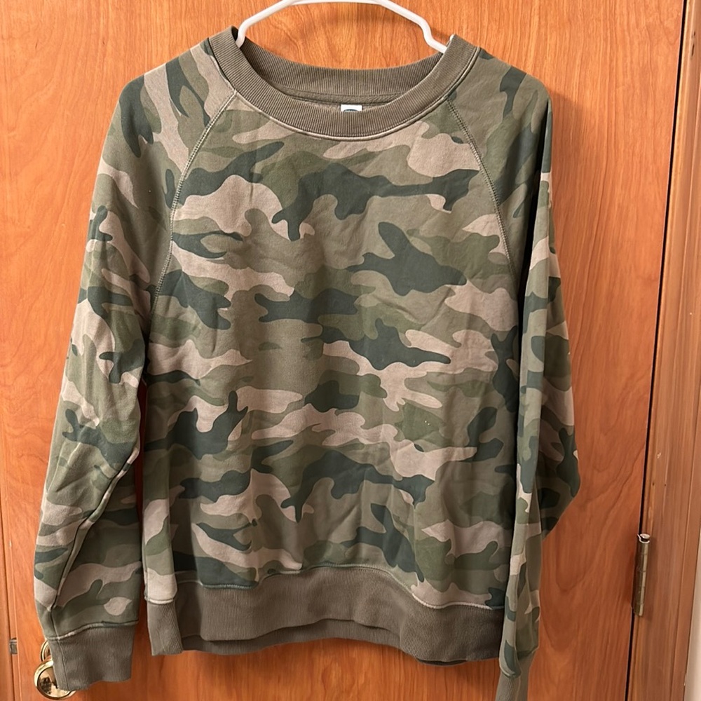 Old Navy sweatshirt
